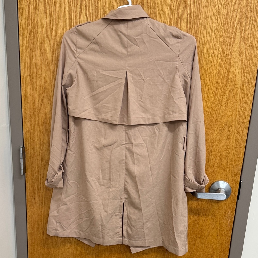 Love Tree Women's Tan Trench Coat lightweight‎ - Picture 7 of 7